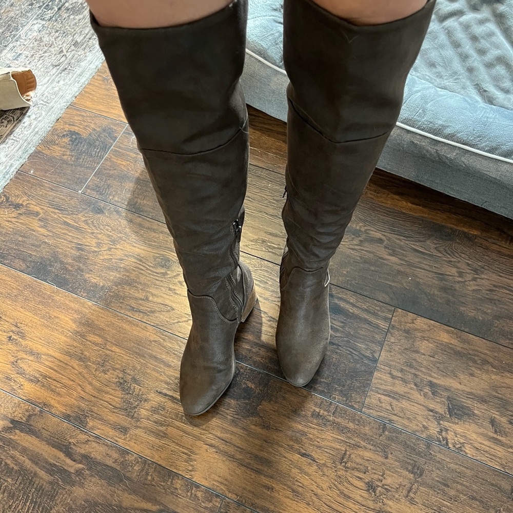 Report Over the Knee Boots in Dark Brown